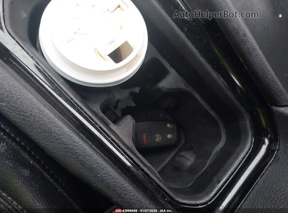 3C4NJDCN6PT535140 2023 JEEP COMPASS Blue Вид панелі приладів