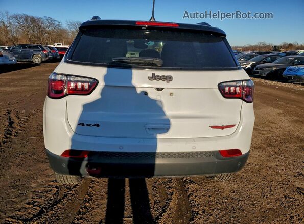 3C4NJDDN7ST522369 2025 JEEP COMPASS White Հետևի տեսք