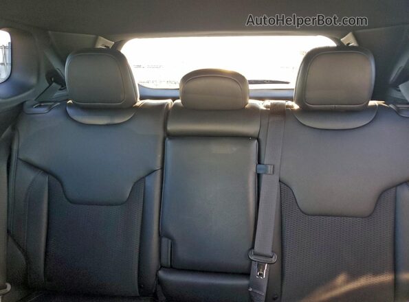 3C4NJDDN7ST522369 2025 JEEP COMPASS White Հետևի նստատեղերի տեսք