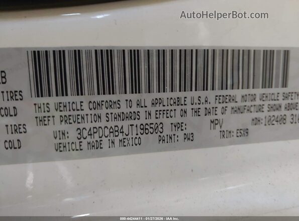 3C4PDCAB4JT196503 2018 DODGE JOURNEY White Widok komory silnika