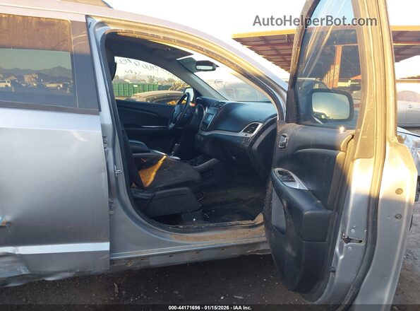 3C4PDCAB8LT199312 2020 DODGE JOURNEY Silver Вид салону спереду