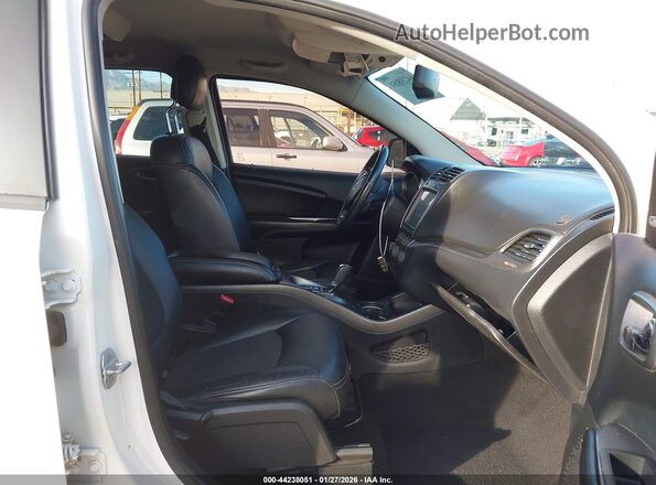 3C4PDCGG2GT178657 2016 DODGE JOURNEY White Front interior view