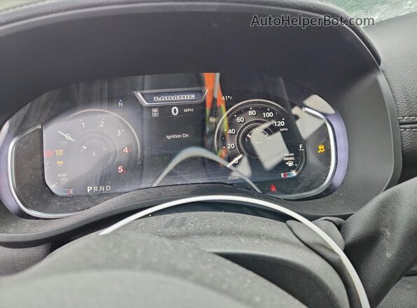 3C63R5FL7TG168162 2026 RAM 2500 Gray Widok zestawu wskaźników