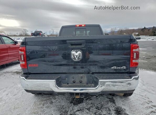 3C63RRGL4RG121315 2024 RAM 3500 Black Rear view