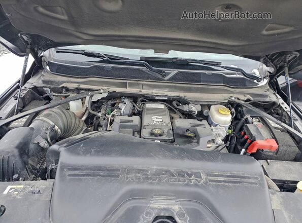 3C63RRGL4RG121315 2024 RAM 3500 Black Rear interior view