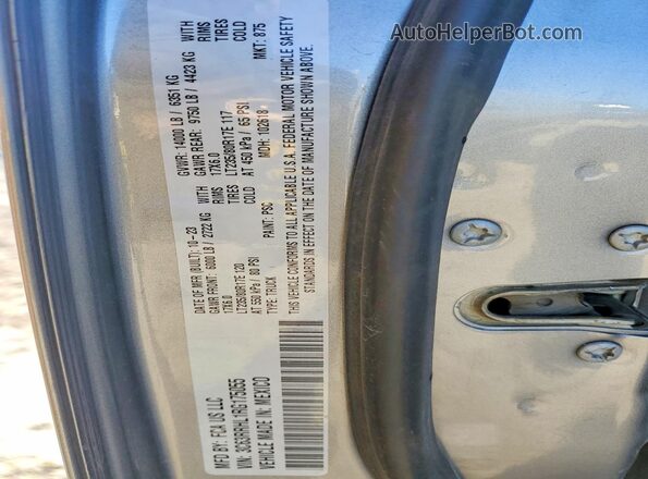 3C63RRHL1RG175055 2024 RAM 3500 Серебряный Вид задних сидений