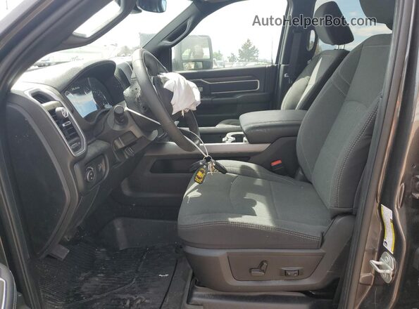 3C63RRHL1RG273602 2024 RAM 3500 Gray Front interior view
