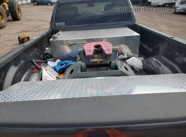 3C63RRHL1RG273602 2024 RAM 3500 Gray Rear seats view