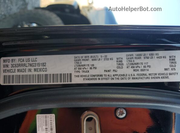 3C63RRRL7NG315182 2022 RAM 3500 Black Vista del compartimento del motor