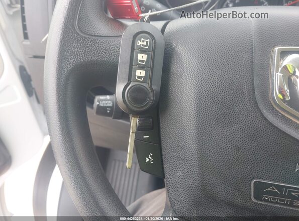 3C6LRVBG5ME574558 2021 RAM PROMASTER 1500 Белый Вид панели приборов