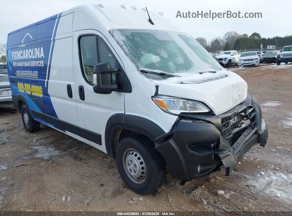3C6LRVDG0SE523141 2025 RAM PROMASTER 2500 Белый Вид задней части салона