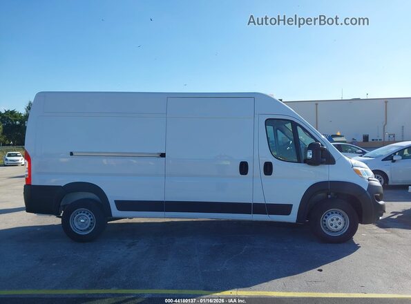 3C6LRVDG4RE132908 2024 RAM PROMASTER 2500 White Вид задньої частини салону