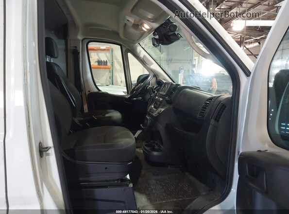 3C6LRVDGXNE123818 2022 RAM PROMASTER 2500 White Вид салону спереду