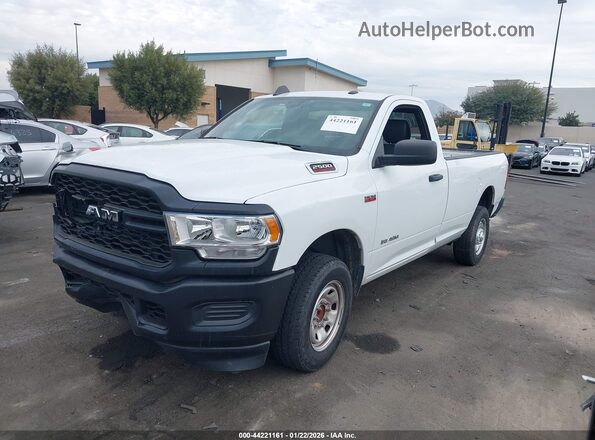 3C6MR4AJ6NG296450 2022 RAM 2500 White წინა მარცხენა ხედი სამი მეოთხედიდან