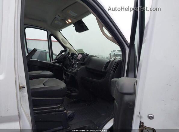 3C6MRVJG6SE509799 2025 RAM PROMASTER 3500 White Widok wnętrza z przodu