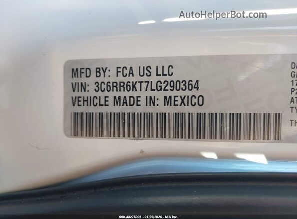 3C6RR6KT7LG290364 2020 RAM 1500 CLASSIC Белый Вид подкапотного пространства