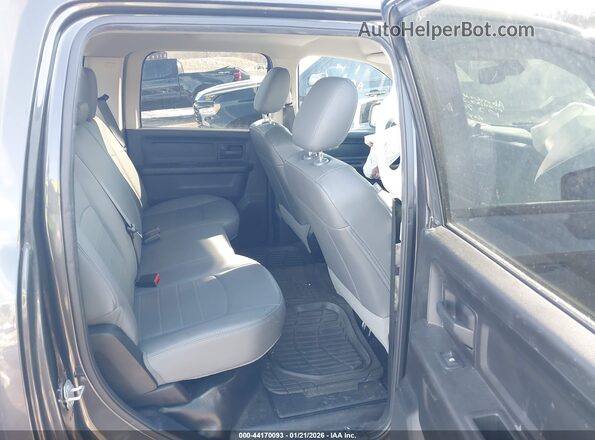 3C6RR7KT1LG130700 2020 RAM 1500 CLASSIC Gray Widok naklejki z numerem VIN