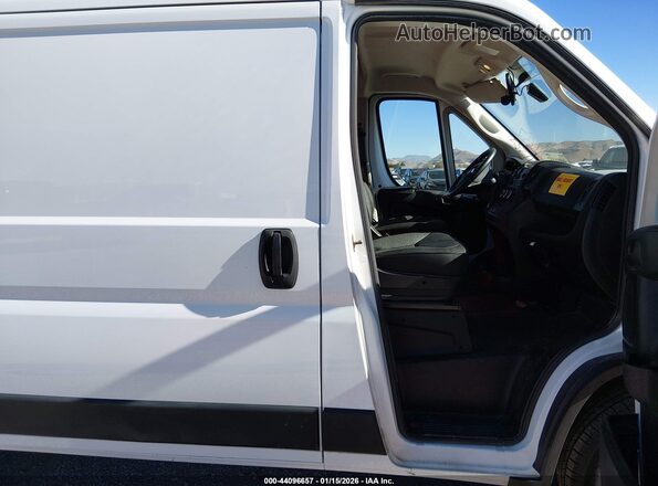 3C6TRVAG5LE130189 2020 RAM PROMASTER 1500 Белый Вид салона спереди