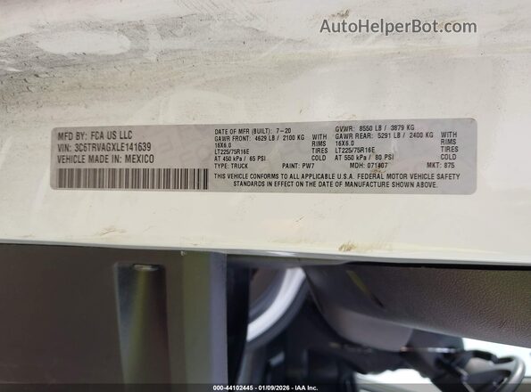 3C6TRVAGXLE141639 2020 RAM PROMASTER 1500 White Engine compartment view