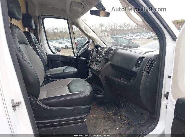 3C6TRVDG1LE115300 2020 RAM PROMASTER 2500 White Widok wnętrza z przodu