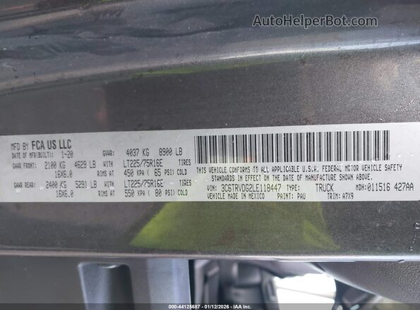 3C6TRVDG2LE118447 2020 RAM PROMASTER 2500 Black Widok komory silnika