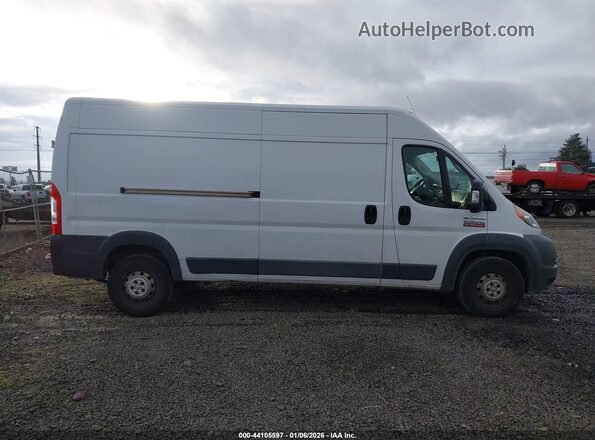 3C6TRVDG9HE546751 2017 RAM PROMASTER 2500 White 