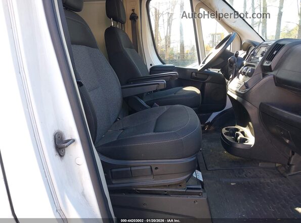 3C6TRVDGXLE121919 2020 RAM PROMASTER 2500 White Widok wnętrza z przodu