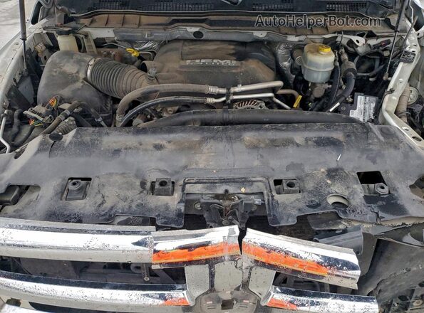 3C6UR5CJ3GG323657 2016 RAM 2500 Белый Вид задней части салона
