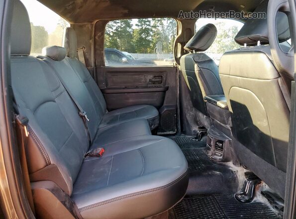 3C6UR5CJ6RG369809 2024 RAM 2500 Gray Вид задніх сидінь