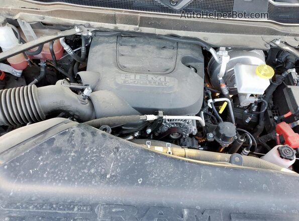 3C6UR5CJ6RG369809 2024 RAM 2500 Gray Вид задньої частини салону