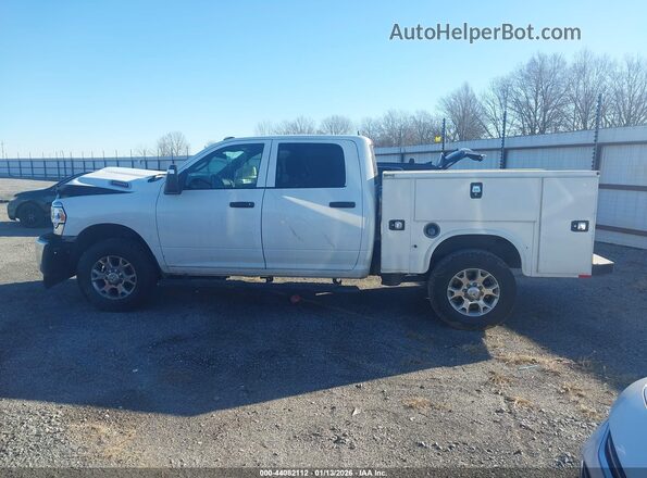 3C6UR5CJ7RG143066 2024 RAM 2500 White 