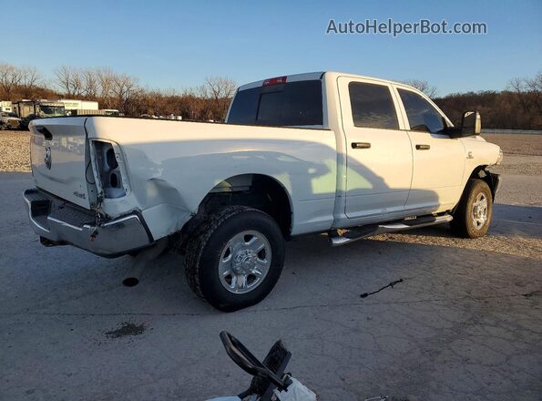 3C6UR5CL8RG117416 2024 RAM 2500 White Задня права чверть