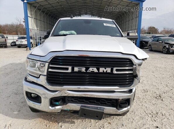 3C6UR5DL3MG656145 2021 RAM 2500 White Դիմացի տեսք