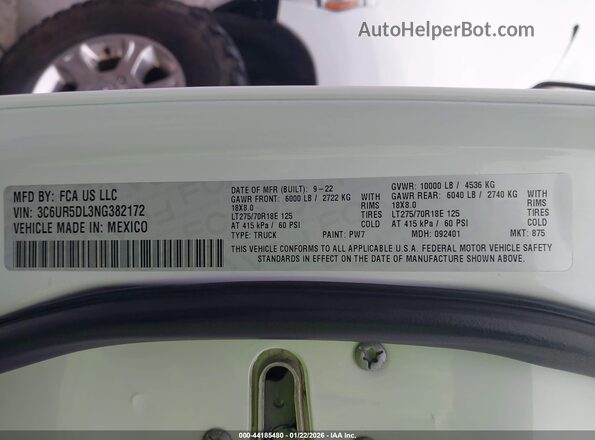 3C6UR5DL3NG382172 2022 RAM 2500 White Widok komory silnika