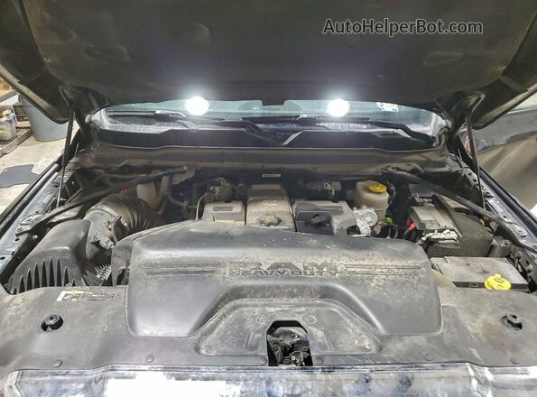 3C6UR5JLXRG337515 2024 RAM 2500 Black Вид задньої частини салону