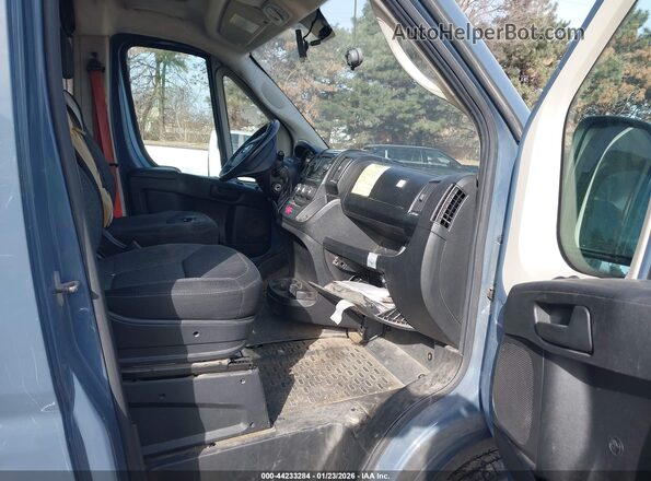 3C6URVJG4LE117809 2020 RAM PROMASTER 3500 Blue Вид салону спереду