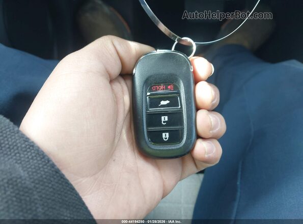 3CZRZ1H30PM719400 2023 HONDA HR-V Silver Առջևի վահանակի տեսք
