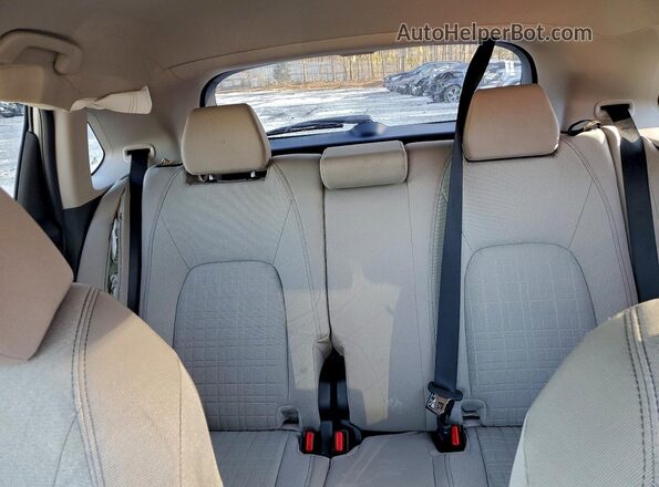 3CZRZ1H3XTM715025 2026 HONDA HR-V Silver უკანა სავარძლების ხედი