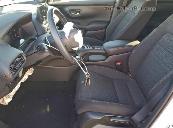 3CZRZ1H59SM706719 2025 HONDA HR-V White Вид салону спереду