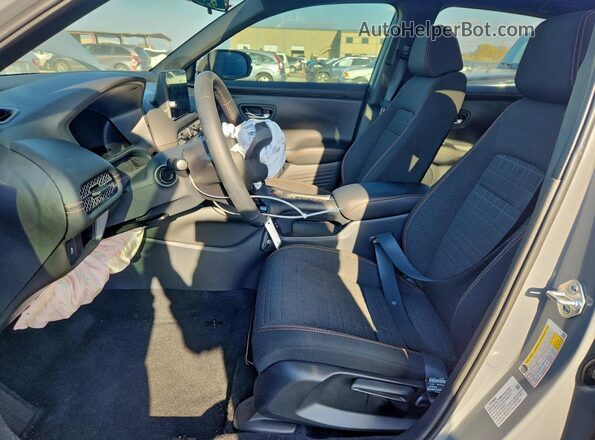 3CZRZ1H59TM717320 2026 HONDA HR-V Серый Вид салона спереди