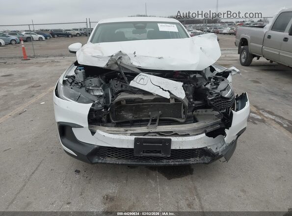 3CZRZ2H35PM727904 2023 HONDA HR-V Белый Вид спереди
