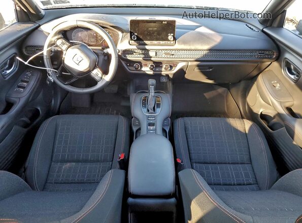 3CZRZ2H58RM765647 2024 HONDA HR-V Black Dashboard view