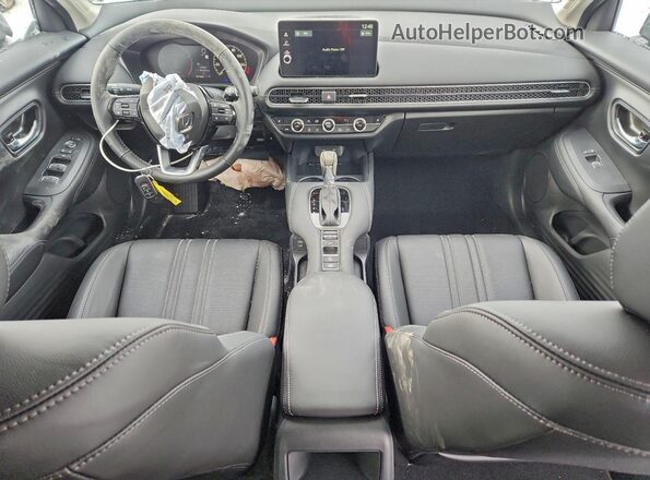 3CZRZ2H78TM706381 2026 HONDA HR-V Gray Vista del salpicadero