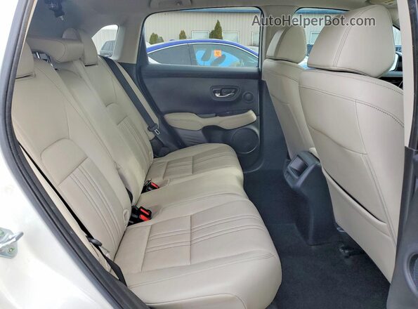 3CZRZ2H79PM736575 2023 HONDA HR-V White Вид задньої частини салону
