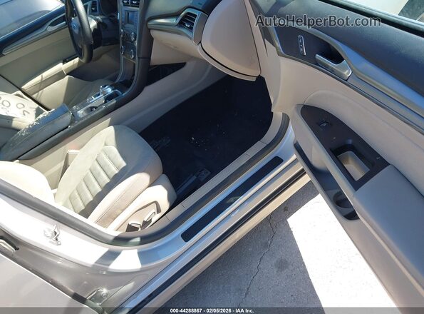 3FA6P0H72HR117989 2017 FORD FUSION Gray Սալոնի դիմացի տեսք