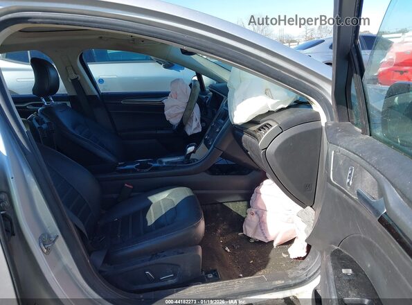 3FA6P0HD6GR217694 2016 FORD FUSION Серебряный Вид салона спереди