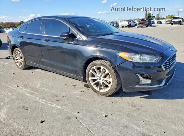 3FA6P0HD6LR229130 2020 FORD FUSION Черный Передняя правая четверть