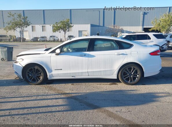 3FA6P0LUXJR101333 2018 FORD FUSION HYBRID White Սալոնի 360 աստիճան տեսք