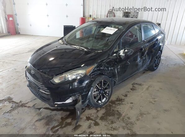 3FADP4BJ0JM109024 2018 FORD FIESTA Black Przód lewy