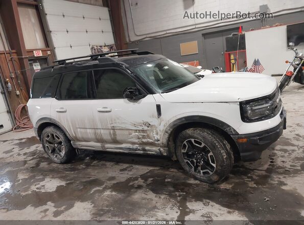 3FMCR9C67MRB13467 2021 FORD BRONCO SPORT White Vista interior trasera